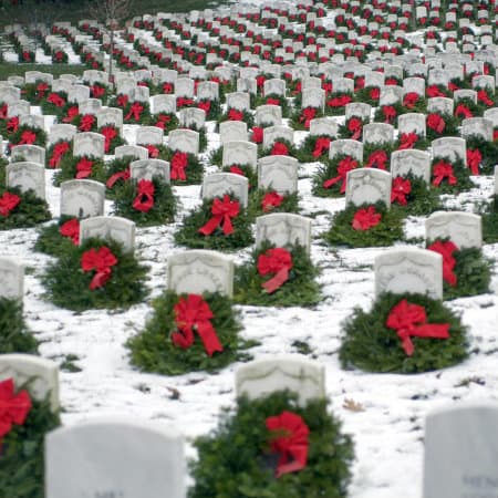 Wreaths Across America Returns to the South Sound – The Suburban Times