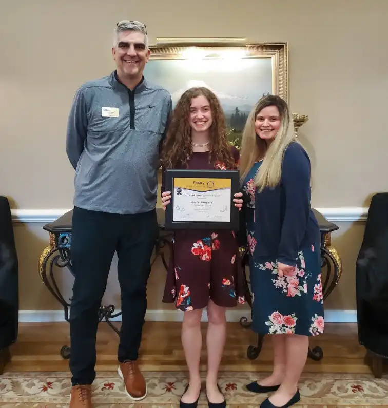 Rotary Club of Lakewood named Steilacoom High School senior Grace ...